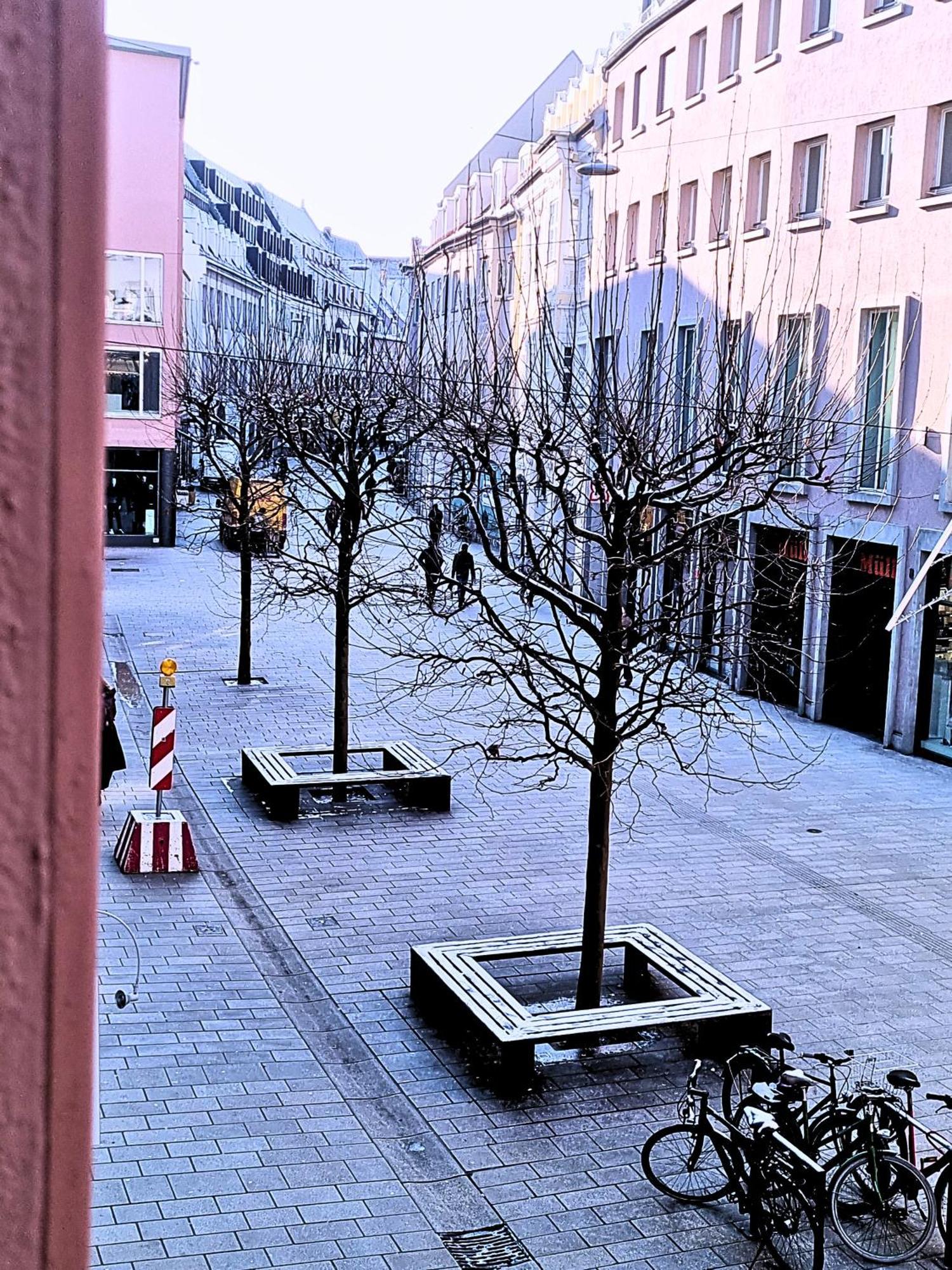 Primero City-Loftdomizil Innenstadt 84Qm Mit Grosser Gemeinschaftsterrasse Augsburg Kültér fotó