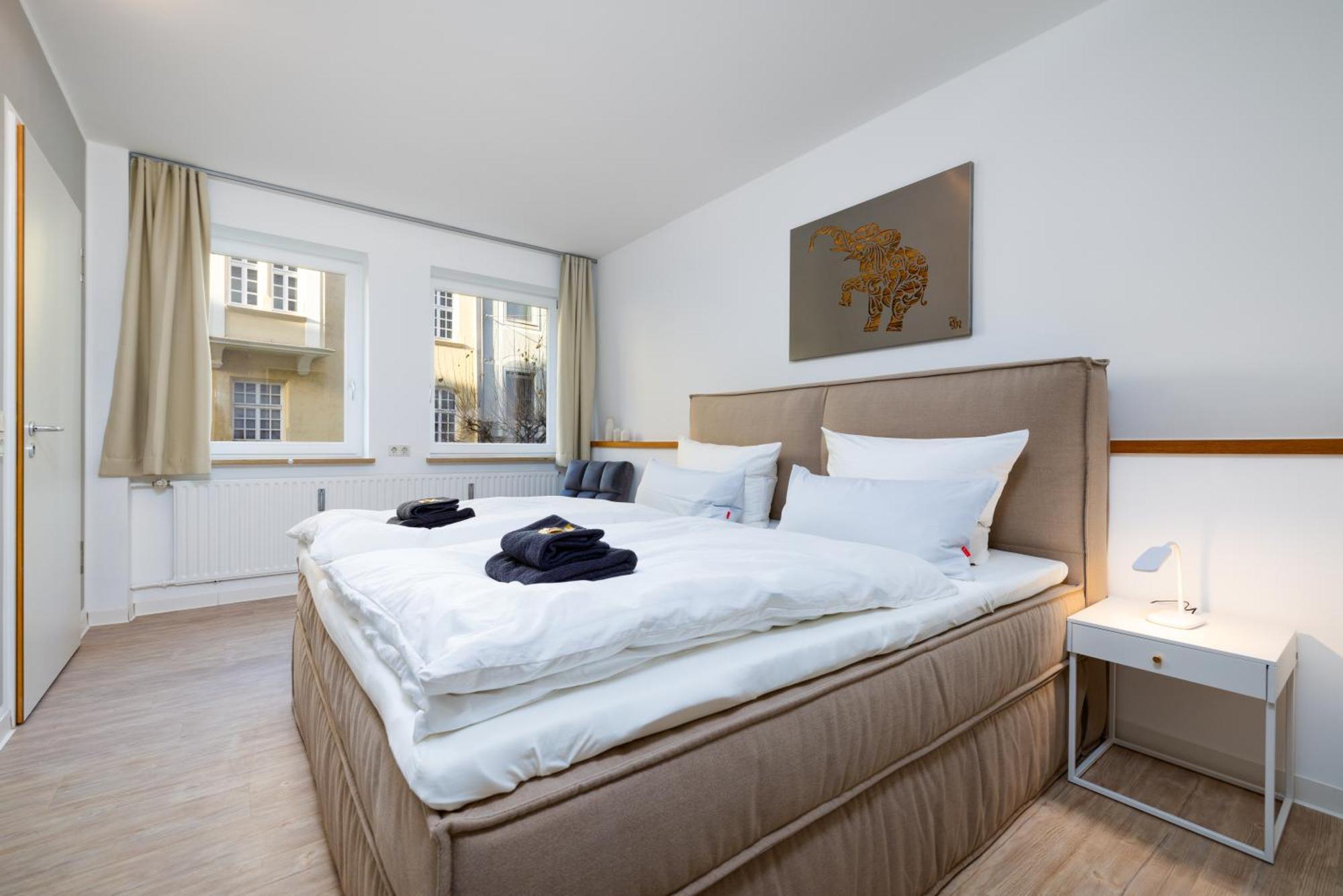 Primero City-Loftdomizil Innenstadt 84Qm Mit Grosser Gemeinschaftsterrasse Augsburg Kültér fotó