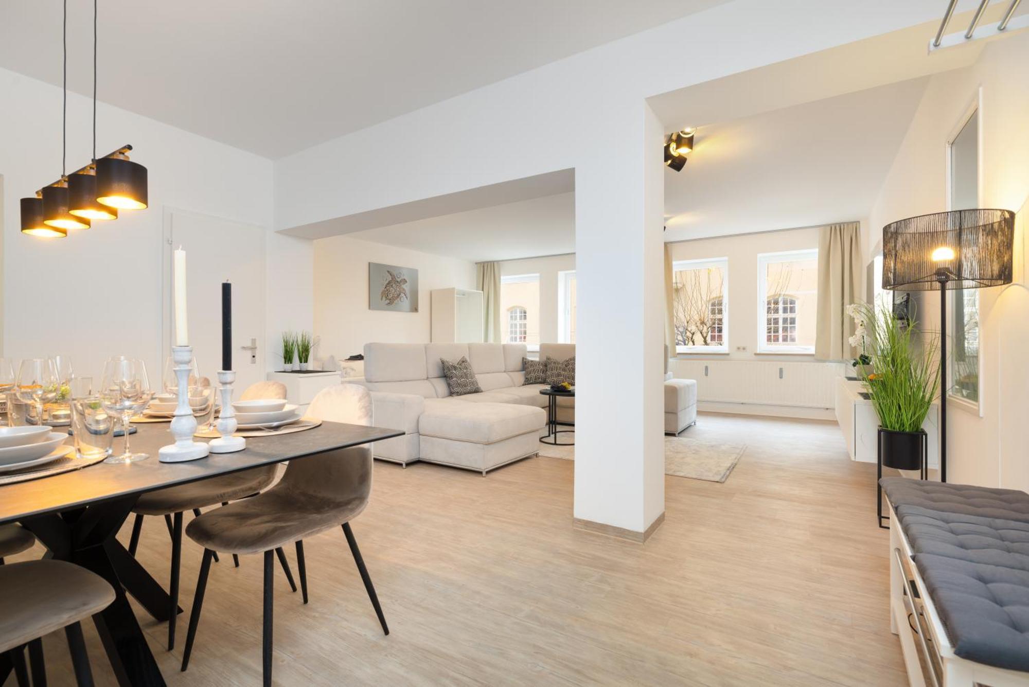 Primero City-Loftdomizil Innenstadt 84Qm Mit Grosser Gemeinschaftsterrasse Augsburg Kültér fotó